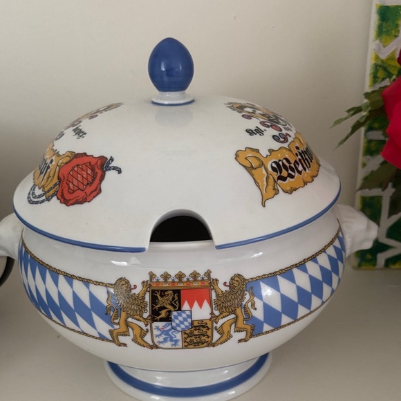 Bavarian Style Soup Tureen with Lid